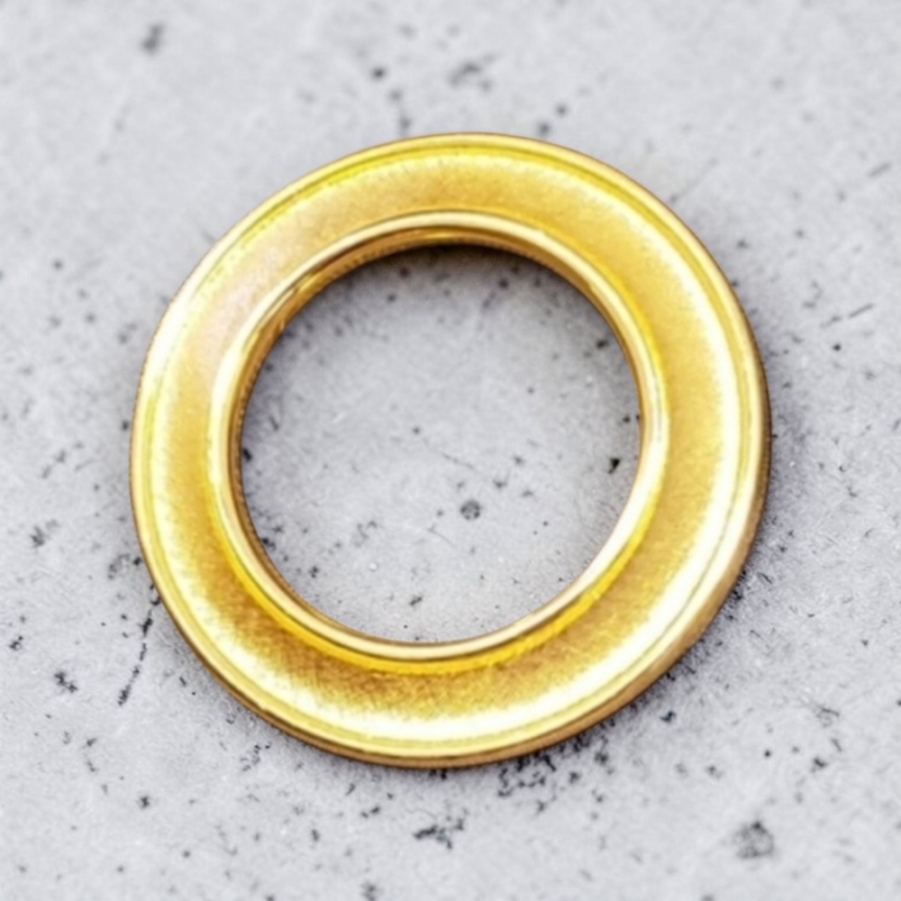 Crown Trifari Stamped Gold Etched Brooch Circle Vintage Classic Heirloom Fall